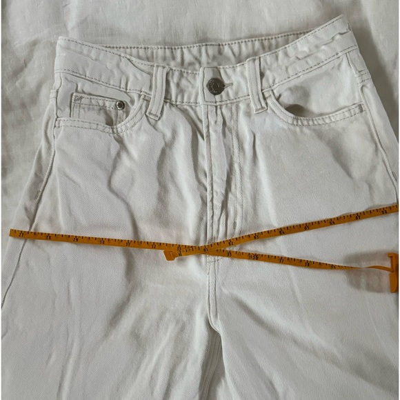 H&M Wide Ultra High Jeans - Picture 7 of 8